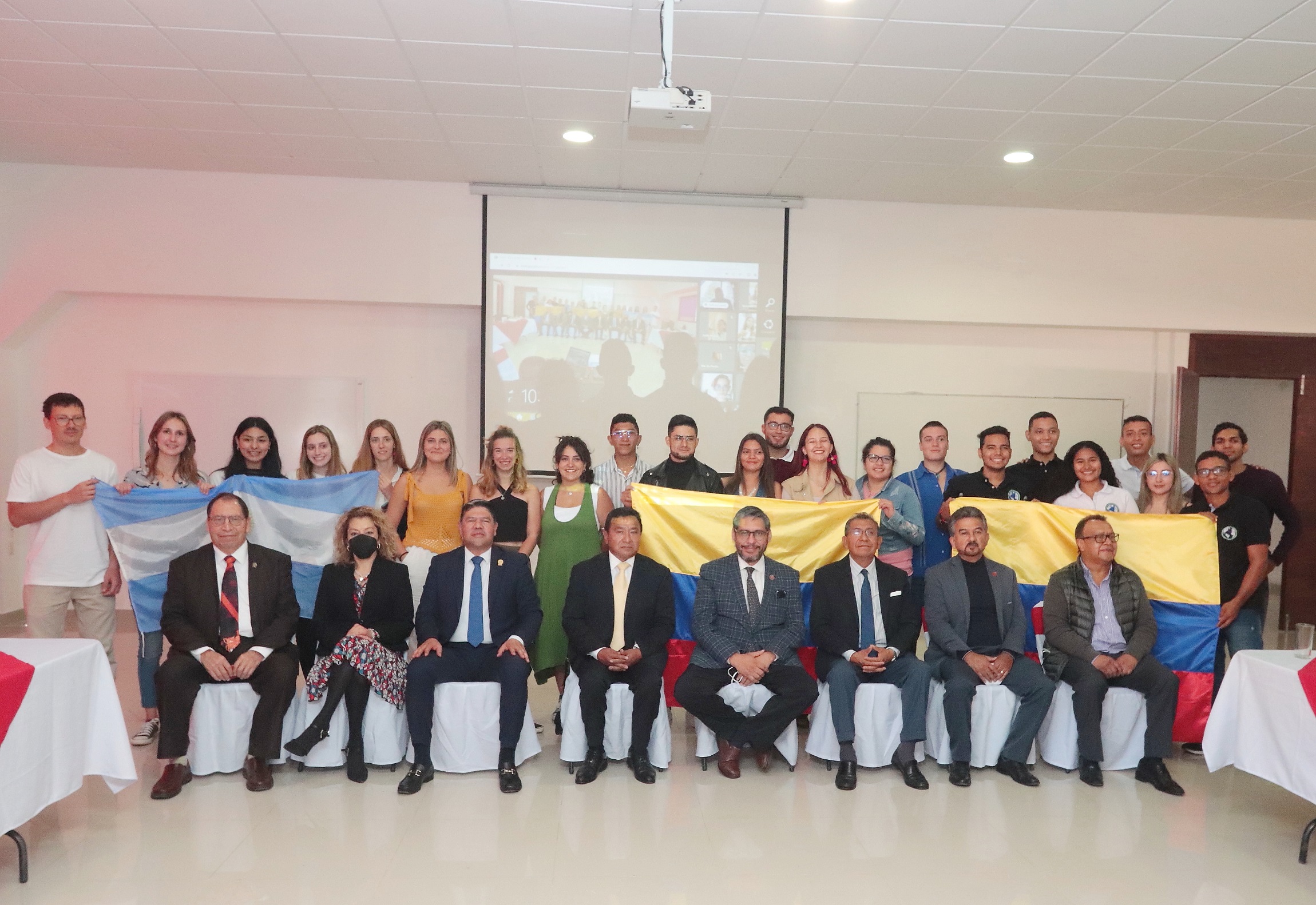 Inicia en UATx programa de movilidad nacional e internacional