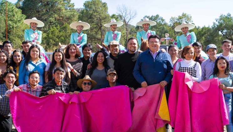 Gana Luis Vargas, simpatía de charros y ganaderos de Tetla