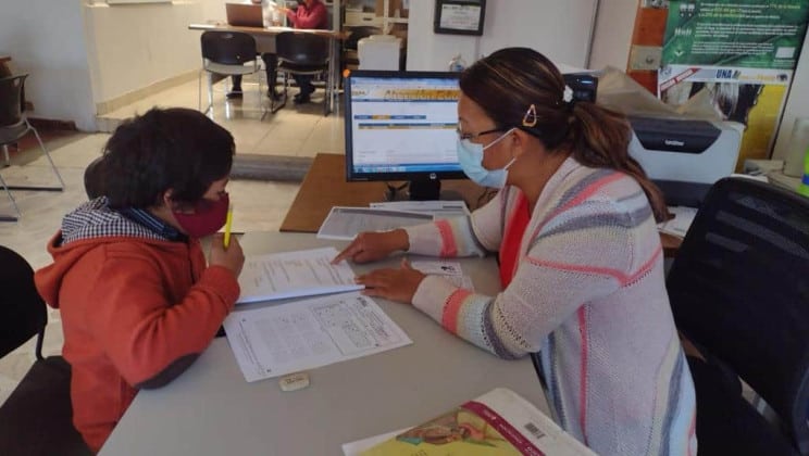 ASÍ PUEDES SER VOLUNTARIO EN EDUCACIÓN PARA ADULTOS EN EL ITEA