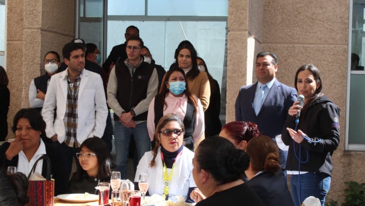 RECONOCE GOBIERNO DE TLAXCALA A LAS ENFERMERAS DEL SECTOR SALUD POR SU TRABAJO DIARIO