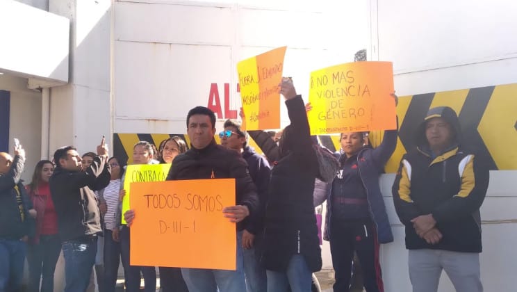 Primer conflicto del año en la USET