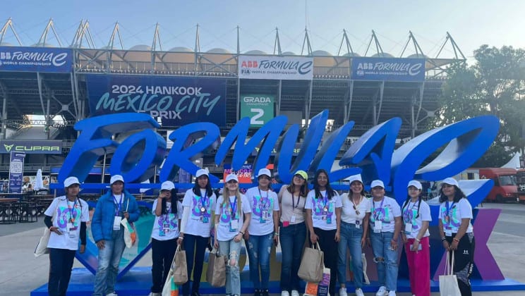PARTICIPARON ALUMNAS DE TLAXCALA EN EL MEXICO CITY E-PRIX FORMULA E WORLD CHAMPIONSHIP