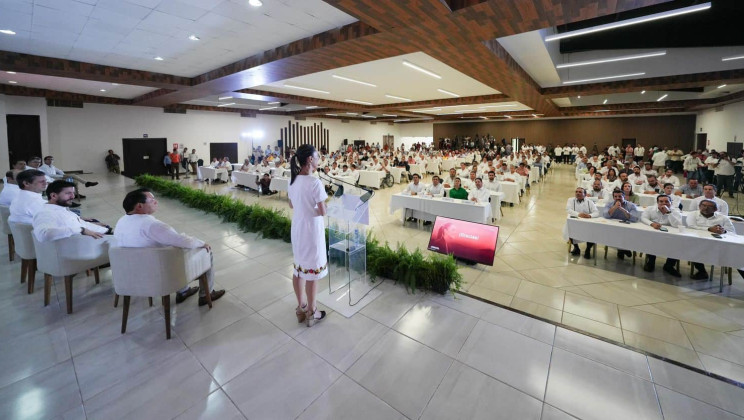 ’’CON NOSOTROS LE VA A IR BIEN A YUCATÁN’’: CLAUDIA SHEINBAUM REITERA ANTE EL SECTOR EMPRESARIAL DE LA ENTIDAD QUE EN LA 4T CONTINUARÁ LA ATRACCIÓN DE INVERSIONES A FAVOR DEL BIENESTAR
