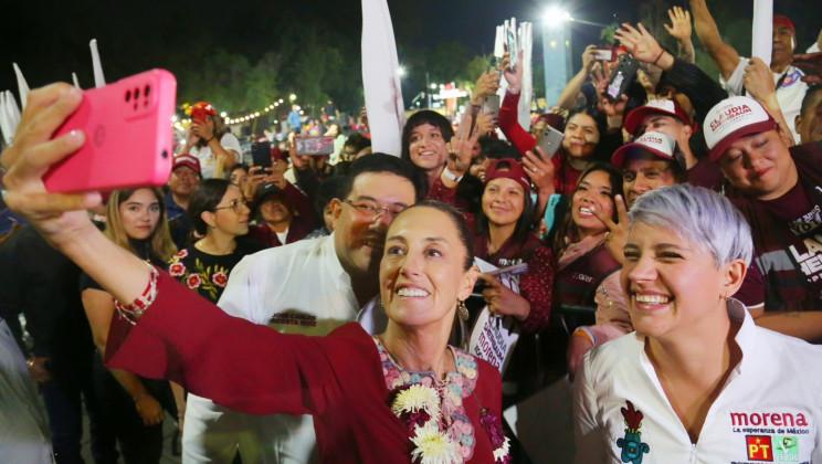 PLANTEA CLAUDIA SHEINBAUM REGULARIZACIÓN DE PREDIOS Y MÁS MOVILIDAD EN XOCHIMILCO PARA SEGUIR CON LA TRANSFORMACIÓN EN LA CDMX