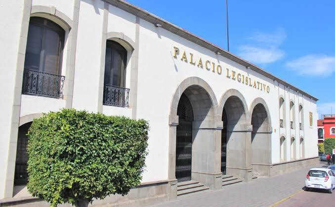 Entregaron Comisión de Fiscalización y Finanzas