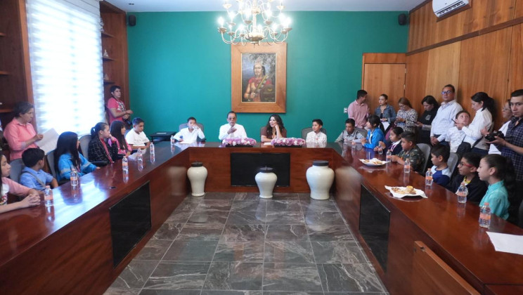 Eligen diputados infantiles Mesa Directiva del Décimo Quinto Parlamento Infantil