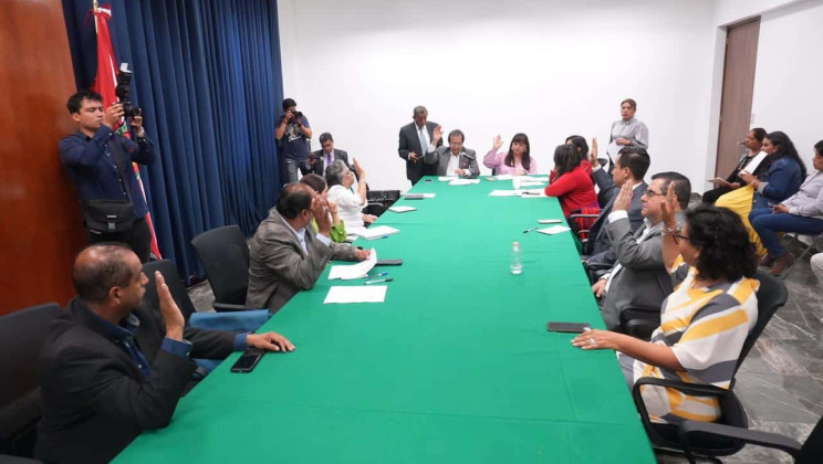 Aprueba Comisión de Puntos Constitucionales dictamen que propone el haber de retiro de ex Magistrado