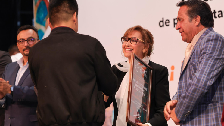 EN TLAXCALA SE GARANTIZAN LIBERTADES AL GREMIO PERIODÍSTICO: GOBERNADORA