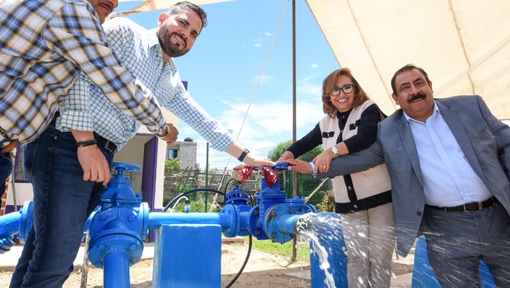 SE MEJORA LA CALIDAD DE VIDA DE HABITANTES DE ATLTZAYANCA CON OBRAS PARA SU BIENESTAR