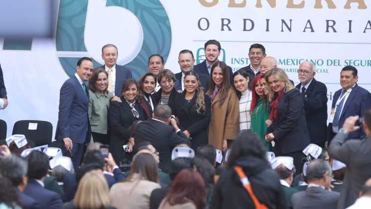 ASISTE GOBERNADORA A LA ASAMBLEA GENERAL ORDINARIA DEL IMSS EN LA CIUDAD DE MÉXICO