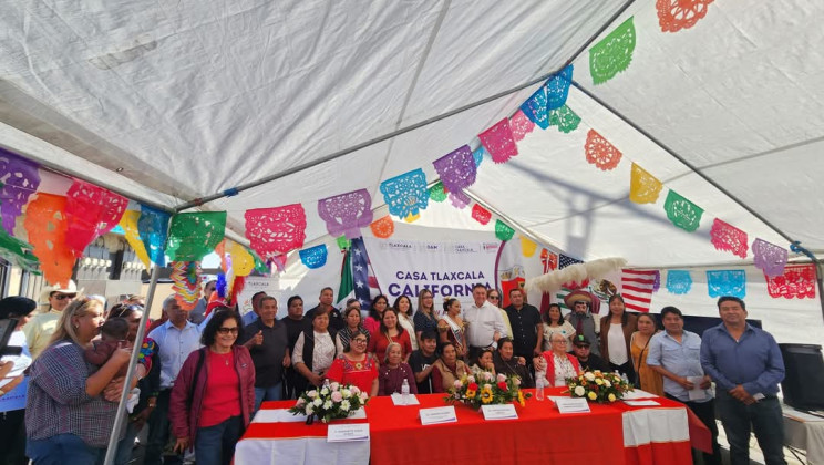 RECONOCEN A CONNACIONALES EN EL DÍA INTERNACIONAL DEL MIGRANTE