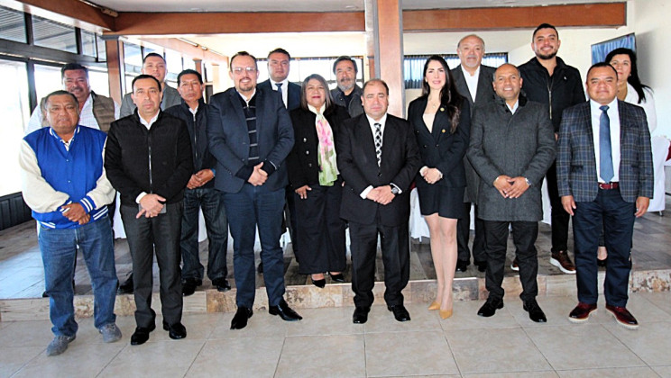 Reconocen partidos políticos trabajo e iniciativas del TET