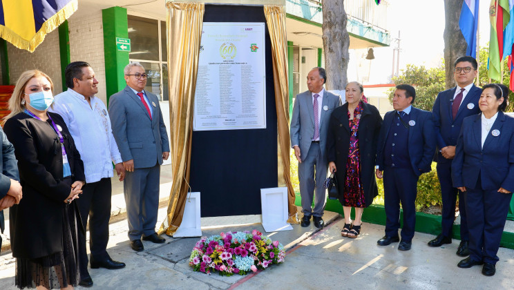 AUTORIDADES CONMEMORAN 60 AÑOS DE LA SECUNDARIA GENERAL “PRESIDENTE JUÁREZ”