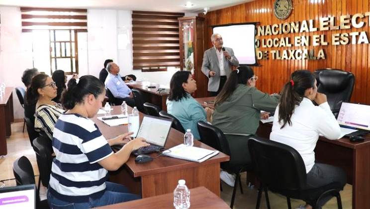 CAPACITA INE TLAXCALA A CONSEJEROS Y MIEMBROS DEL SPEN SOBRE CÓMPUTOS DEL PEEPJF