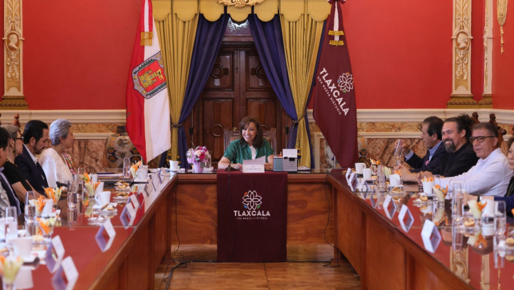 RECONOCE GOBERNADORA A TERESA LEÓN NAESHER POR SU LABOR EN LA PROMOCIÓN TURÍSTICA Y CULTURAL DE TLAXCALA EN SUIZA