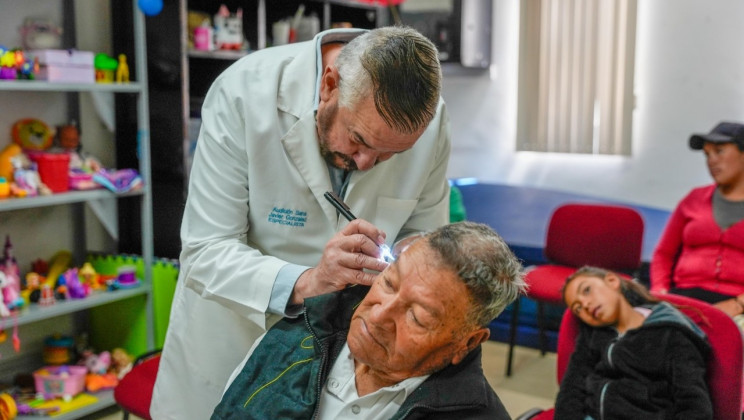 SECRETARÍA DE BIENESTAR ENTREGA AUXILIARES AUDITIVOS A 50 TLAXCALTECAS