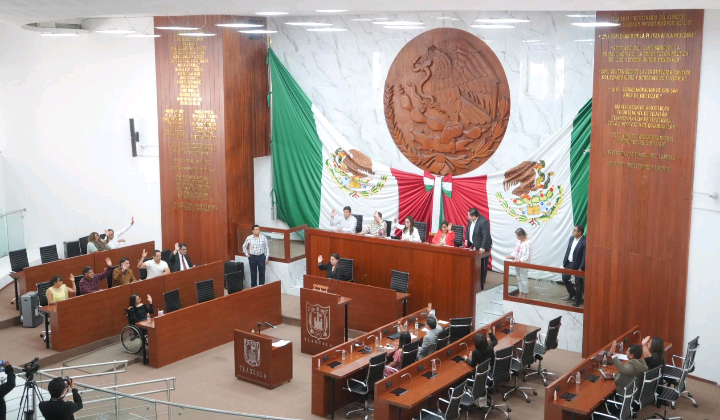 El Pleno del Congreso elegirá a quien presida la Comisión Estatal de Derechos Humanos, así como a los integrantes del Consejo Consultivo, con base en el dictamen correspondiente que presenten las comisiones.