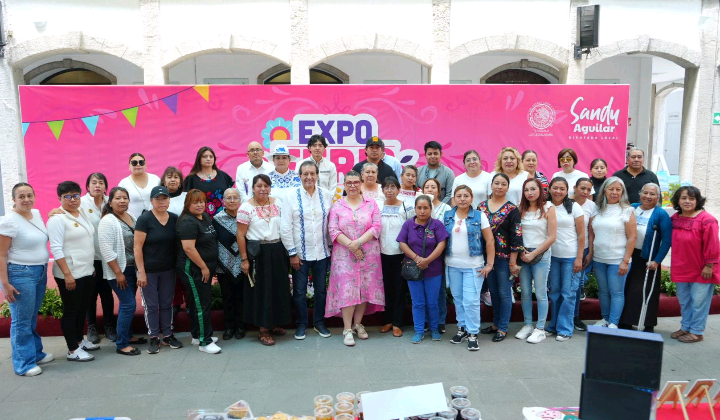 Impulsa Sandra Aguilar talento artesanal en el Congreso del Estado