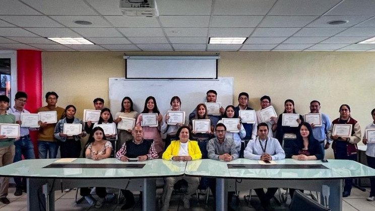 UNIVERSIDAD POLITÉCNICA CERTIFICA A ESTUDIANTES Y DOCENTES EN DOMINIO DEL IDIOMA INGLÉS