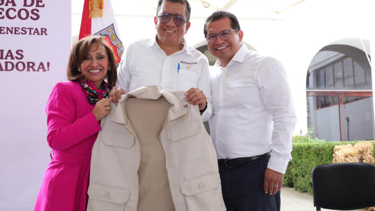 ENTREGA GOBERNADORA CHALECOS A SERVIDORES DE LA NACIÓN DE LA SECRETARÍA DE BIENESTAR FEDERAL