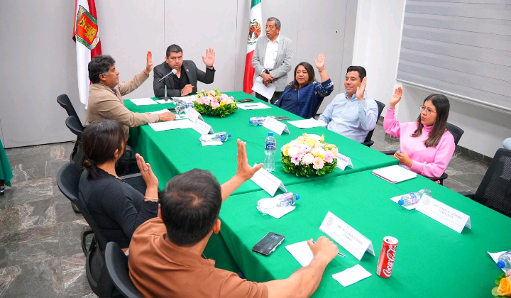 Apruebaron Comisión de Puntos Constitucionales dictamen para reformar la Ley Orgánica de la Administración Pública del Estado en materia de acceso a la información