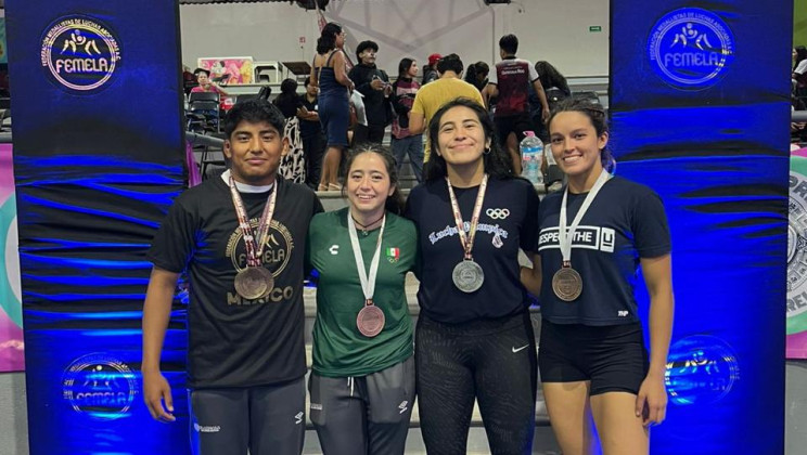 SELECCIÓN TLAXCALTECA DE LUCHAS ASOCIADAS CONQUISTA 10 MEDALLAS EN EL GRAND PRIX NACIONAL
