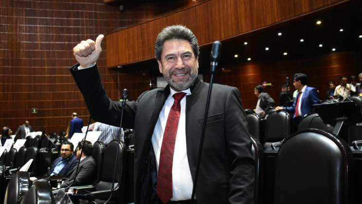 Ray Vázquez Conchas, “el guerrero tlaxcalteca de la Presidenta”, votó a favor de la reforma electoral