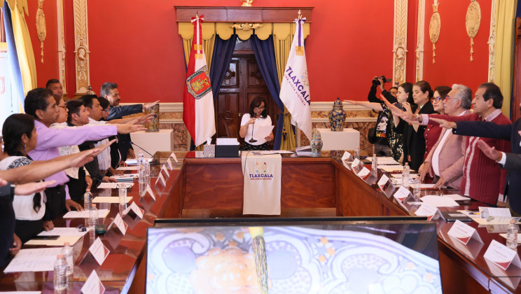 RINDEN PROTESTA INTEGRANTES DEL CONSEJO COMUNITARIO PARA LA SALVAGUARDA DE LOS PROCESOS ARTESANALES DE LA TALAVERA.