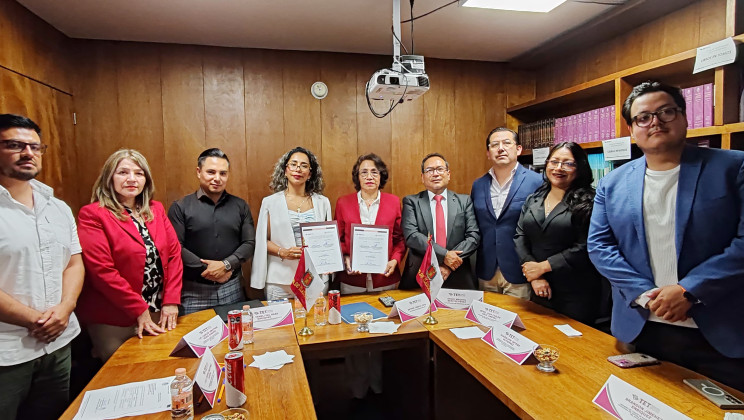 Renueva TET convenio de colaboración con el SAET