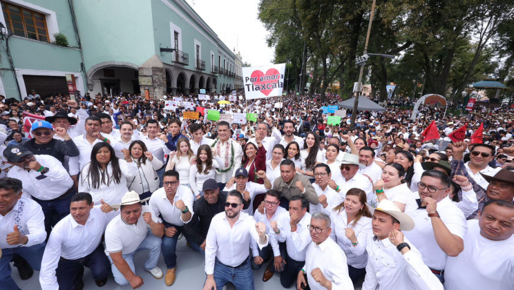 LORENA CUÉLLAR ENCABEZA CAMINATA POR LA SOBERANÍA NACIONAL